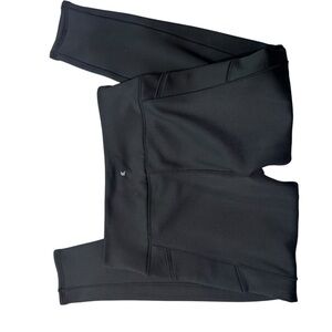 Kyodan Black Leggings with Modern Cutout Design